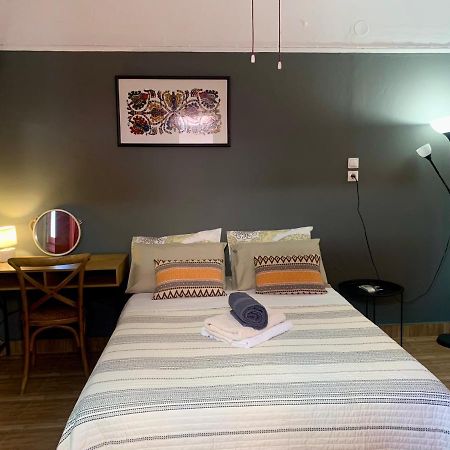 Mama Apt & Parking Larissa Bagian luar foto